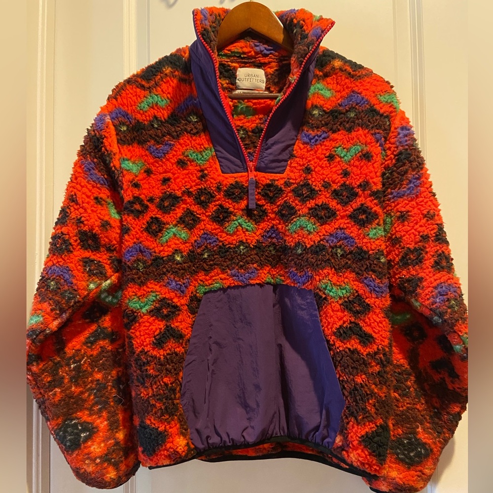 Urban Outfitters Sherpa 1/4 Zip Red Fleece Pullover, Small. - Picture 4 of 9
